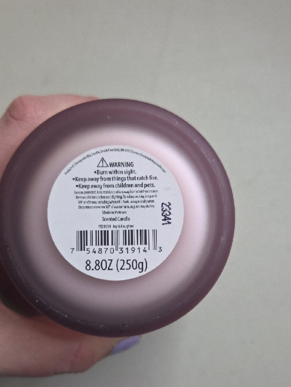 Chesapeake Bay Cranberry Dahlia Candle - Picture 3 of 3
